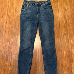 Judy Blue Los Angeles women’s size 9/29 High Rise Staright